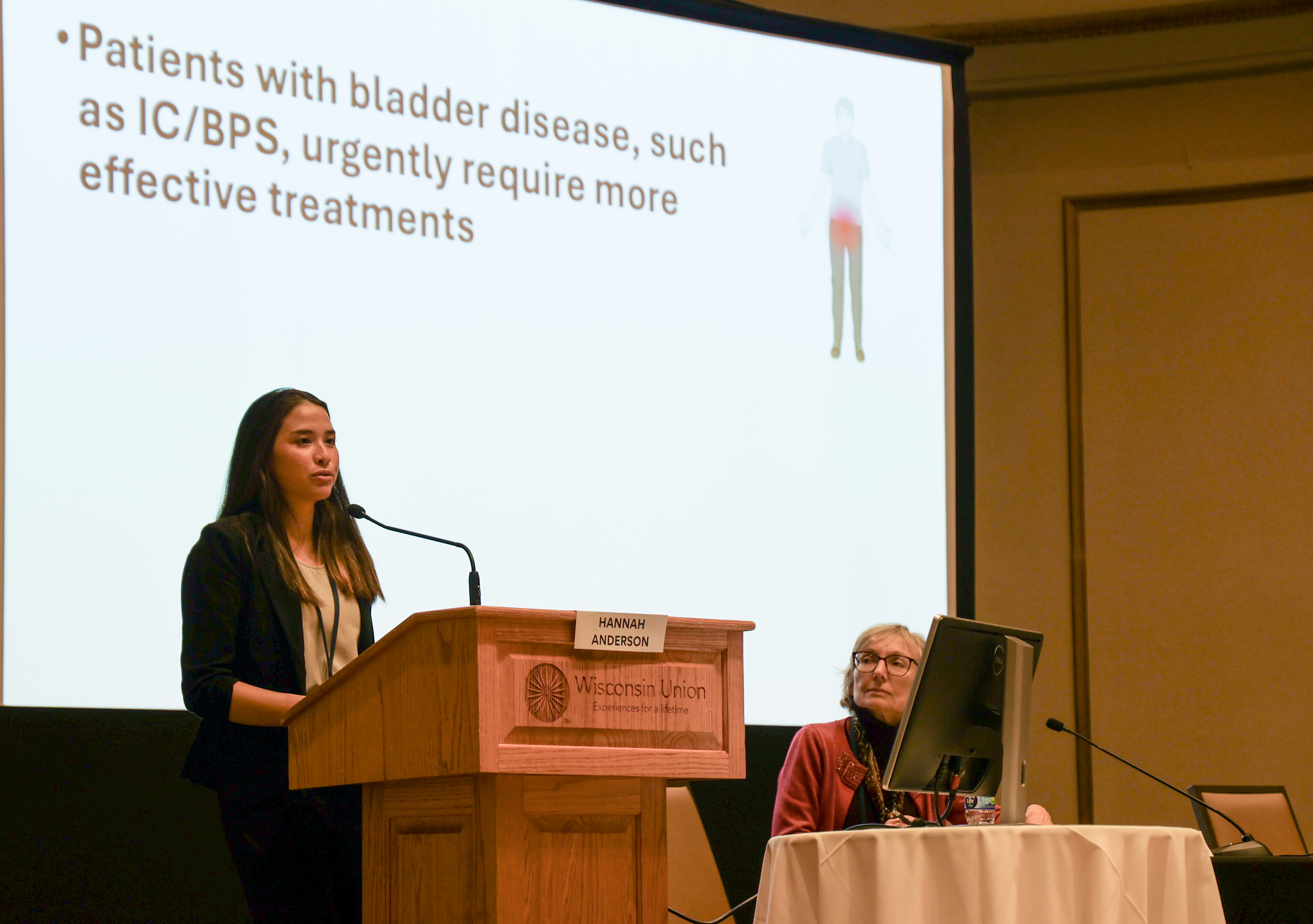 Hannah Presenting Work at CAIRIBU 2025.